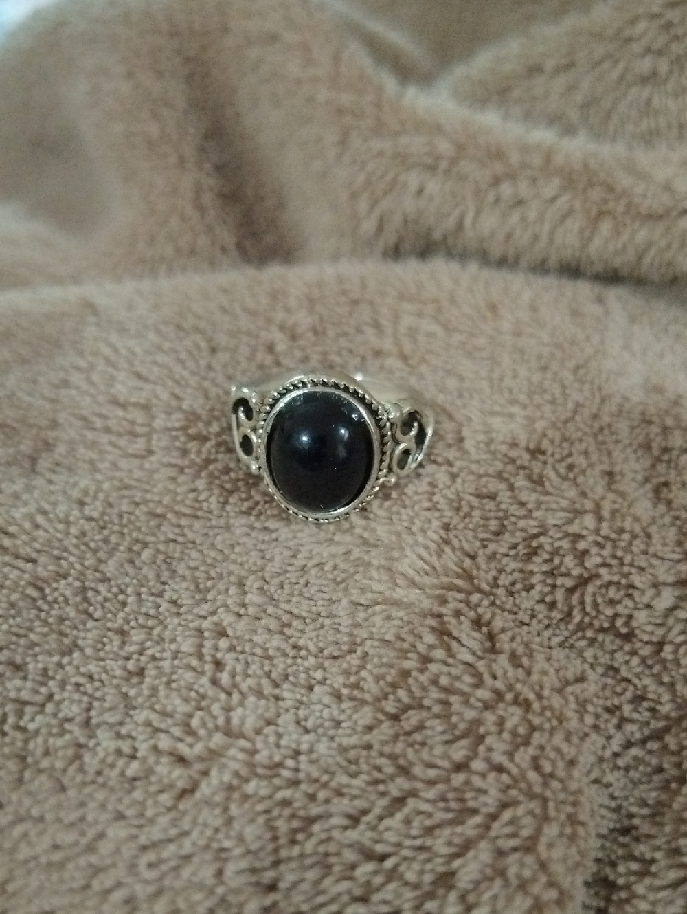 Sterling Silver Black Onyx Cabochon Ring - 8.5